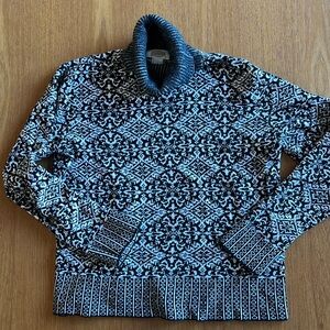 Fine knit sweater - perfect for cooler days!